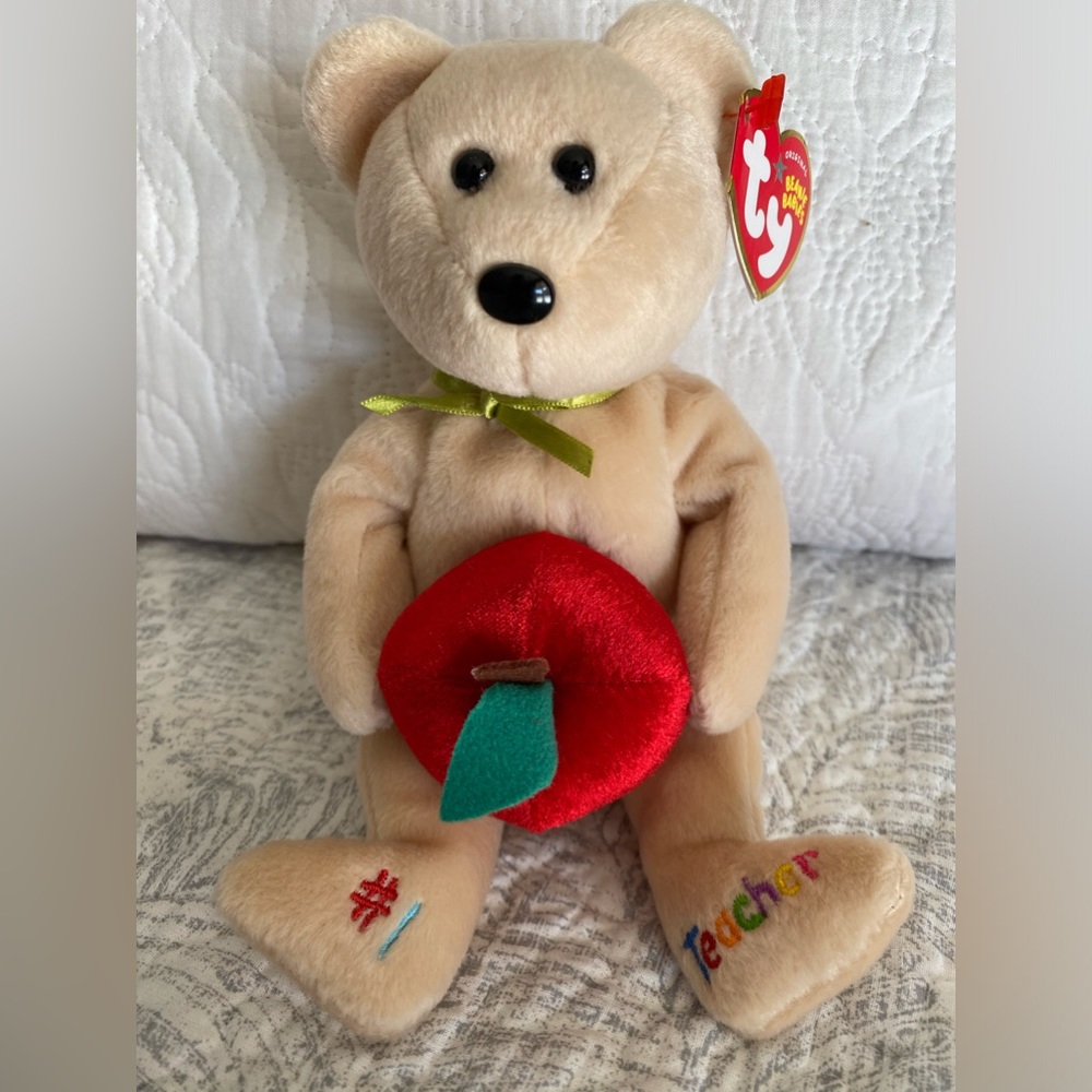 🍎 RETIRED TY BEANIE BABY BEAR “#1 TEACHER”. MWMT! DATED MAY 2005! APPROX 8”.